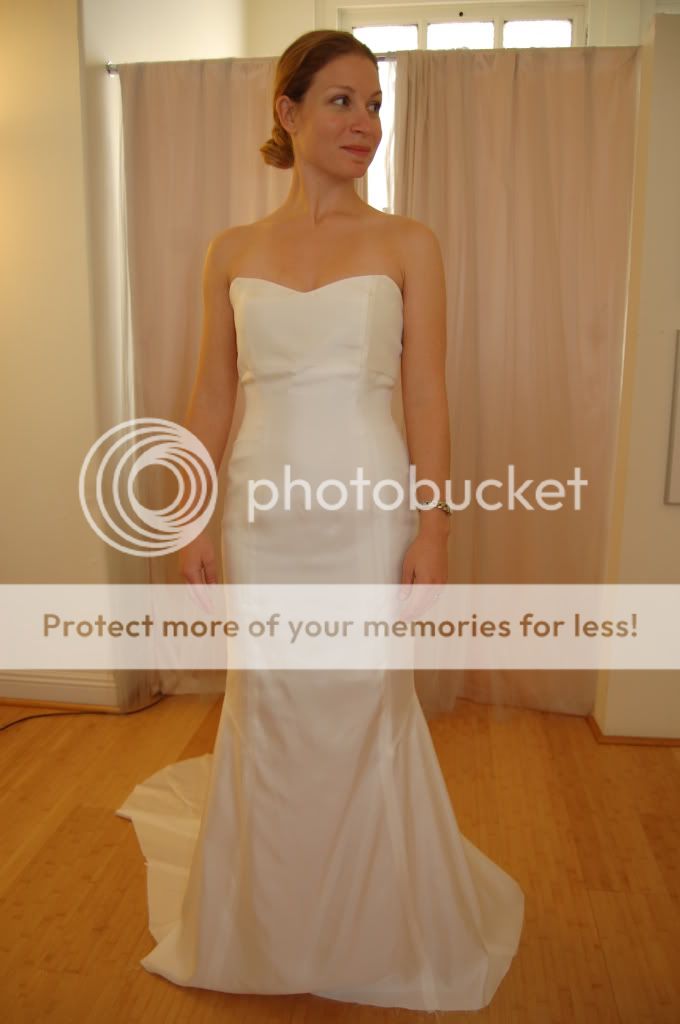 Attire photo 2